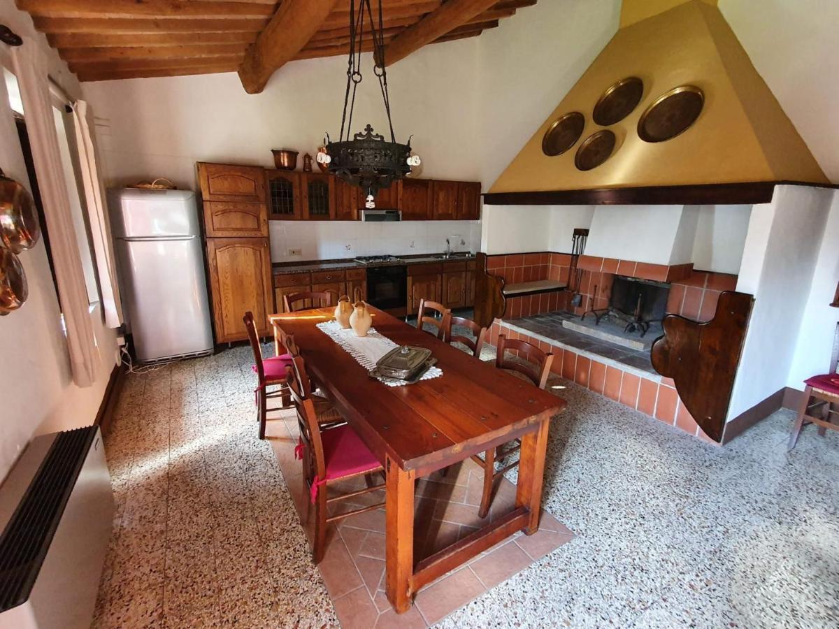 Casa Vacanze "L'Aione" Gambassi Terme Extérieur photo